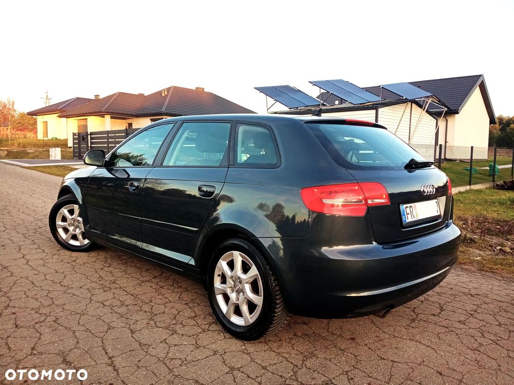 Audi A3 Sportback - 4