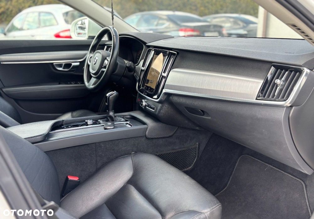 Volvo V90 - 20