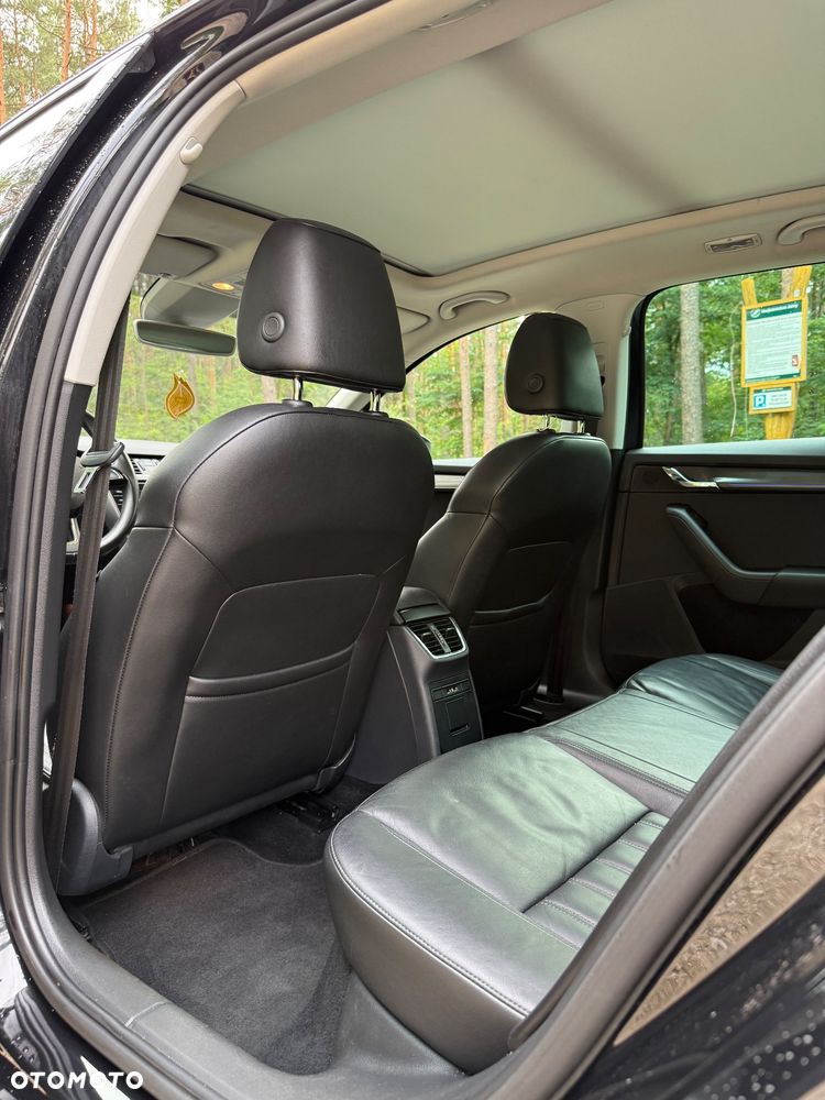 Skoda Octavia 1.6 TDI DSG Premium Edition - 17