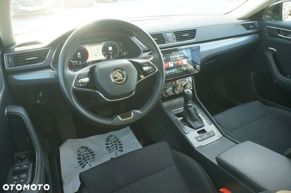 Skoda Superb 2.0 TDI SCR Style DSG - 18