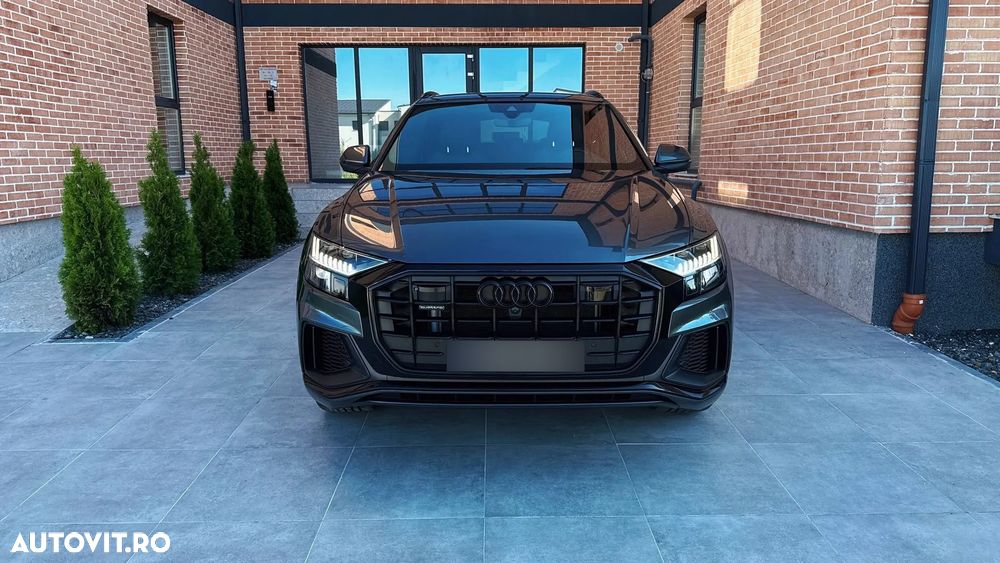 Audi Q8 55 TFSI quattro Tiptronic MHEV - 1