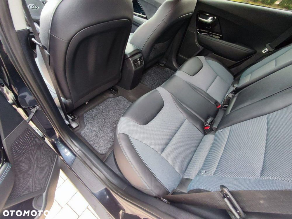 Kia Niro - 26