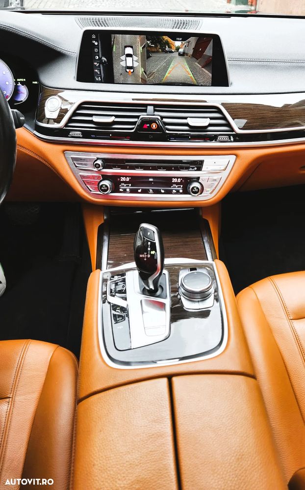 BMW Seria 7 740Li - 9