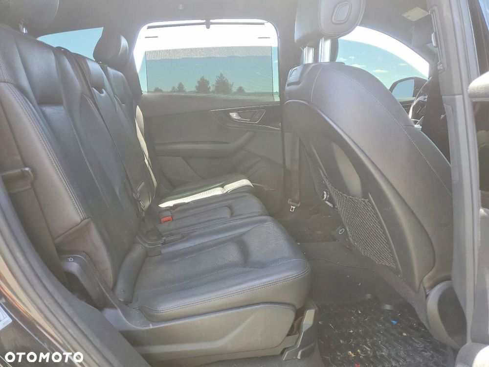 Audi Q7 3.0 TFSI Quattro Tiptronic - 11