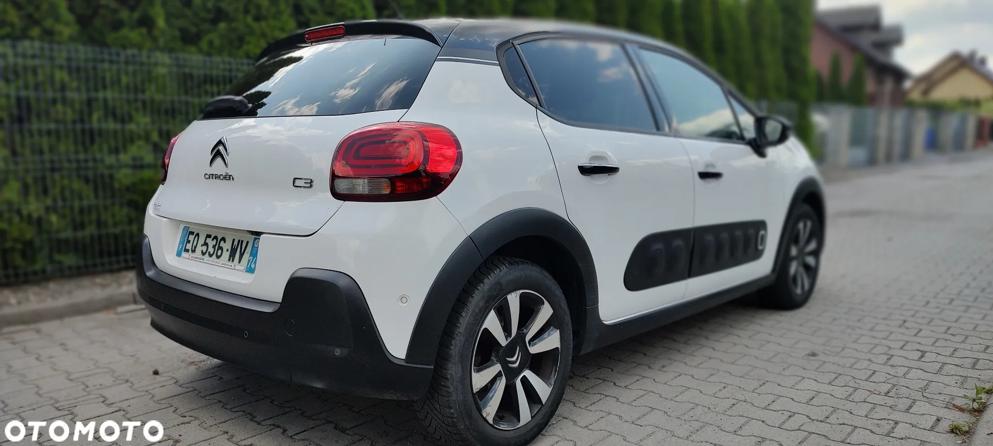 Citroën C3 1.2 PureTech Shine S&S - 9