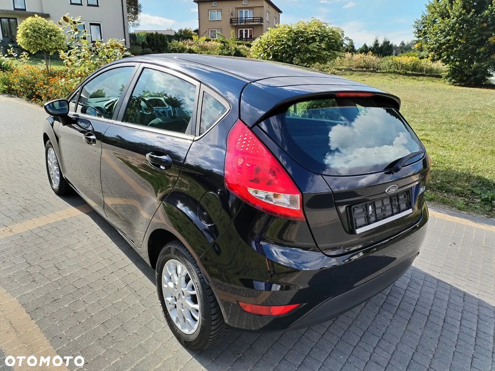 Ford Fiesta - 36