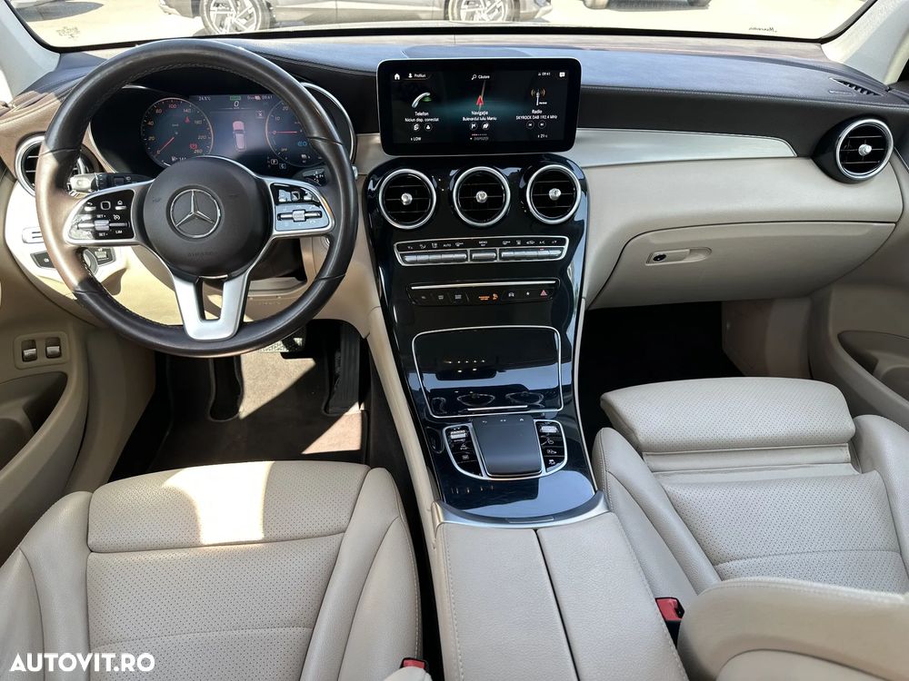 Mercedes-Benz GLC - 10