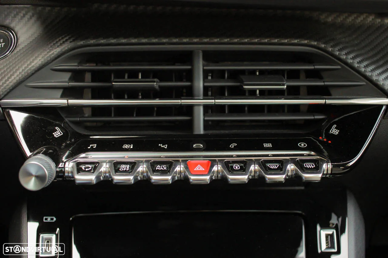 Peugeot e-208 50 kWh GT - 14