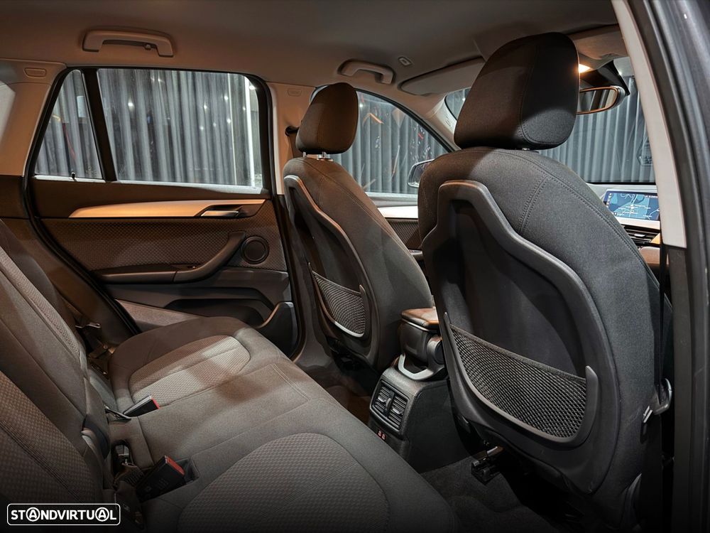 BMW X1 25 e xDrive - 30