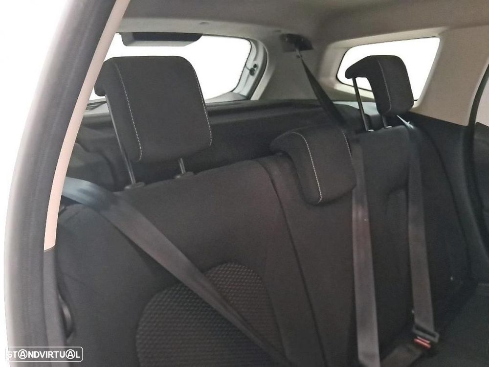 Dacia Duster 1.5 Blue dCi Comfort 4WD - 6