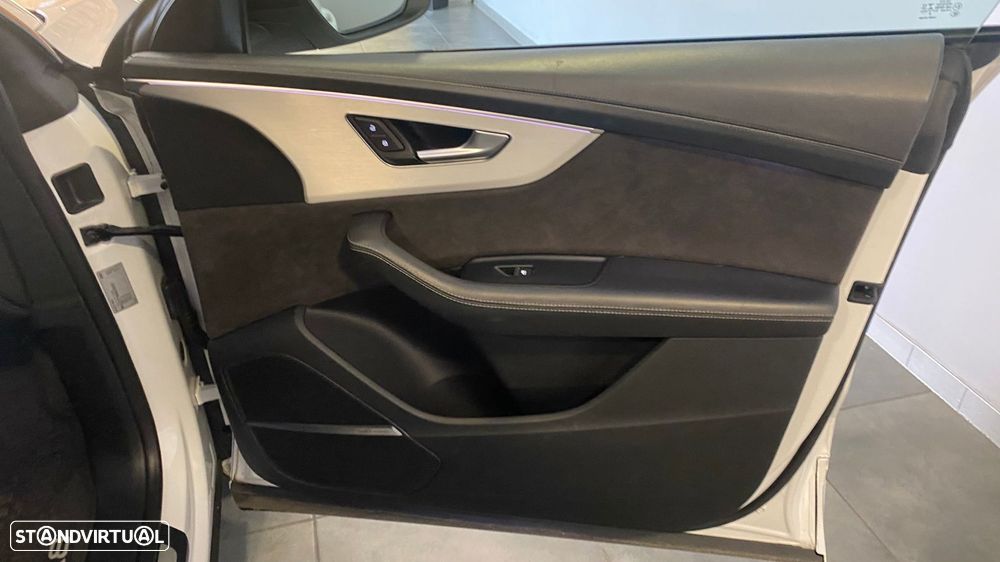 Audi Q8 3.0 TDI 50 quattro Tiptronic - 47