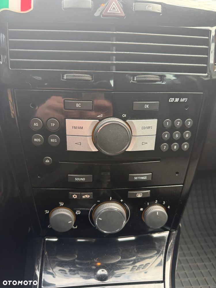 Opel Astra 1.7 CDTI - 24