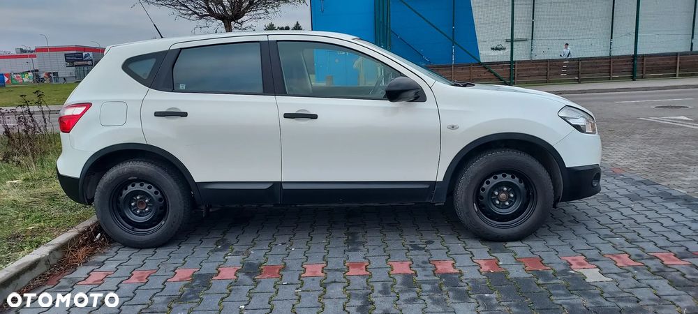 Nissan Qashqai 1.6 Visia - 10