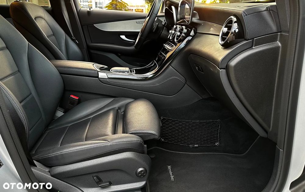 Mercedes-Benz GLC Coupe 200 4-Matic - 25