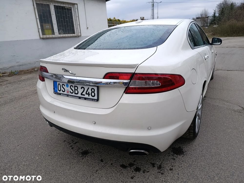 Jaguar XF 3.0 V6 S Luxury - 16
