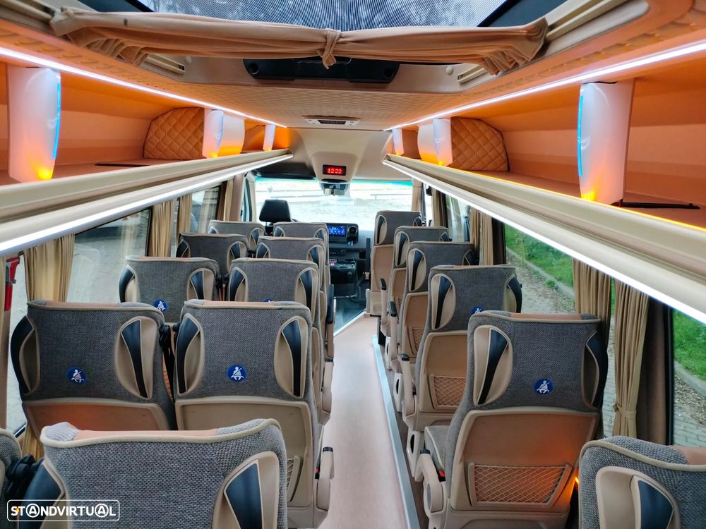 Mercedes Benz Sprinter 517 - 16