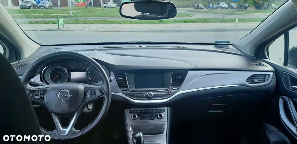 Opel Astra 1.4 T Enjoy - 17