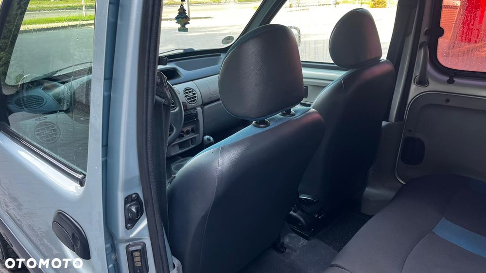 Renault Kangoo 1.2 16V Campus - 17