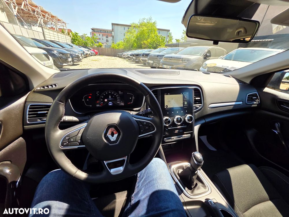 Renault Megane BLUE dCi Limited - 24