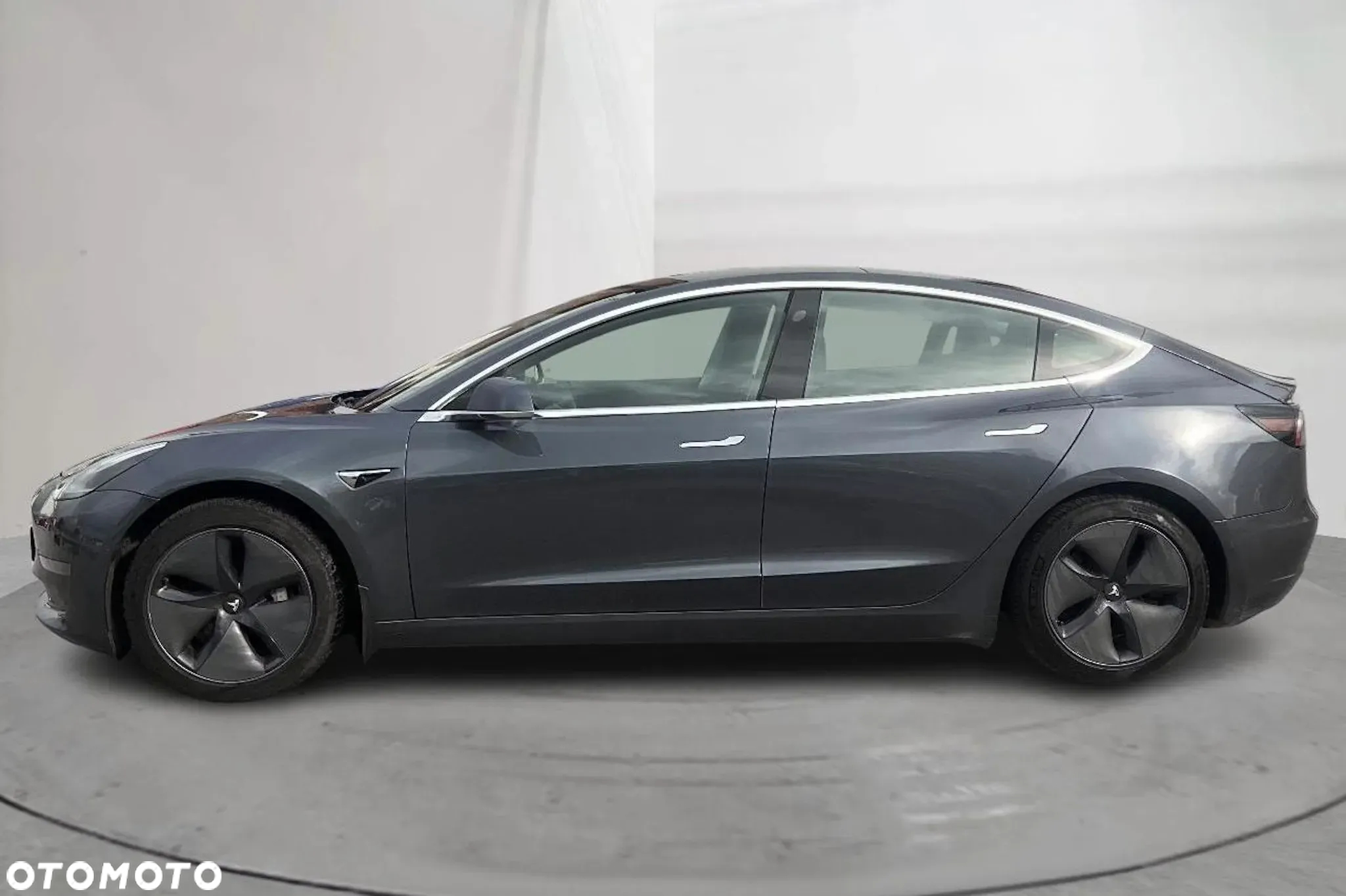 Tesla Model 3 Long Range AWD - 3