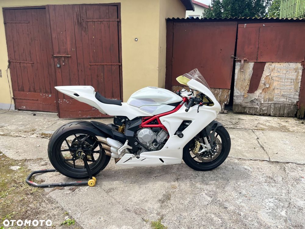 MV AGUSTA F3 - 3