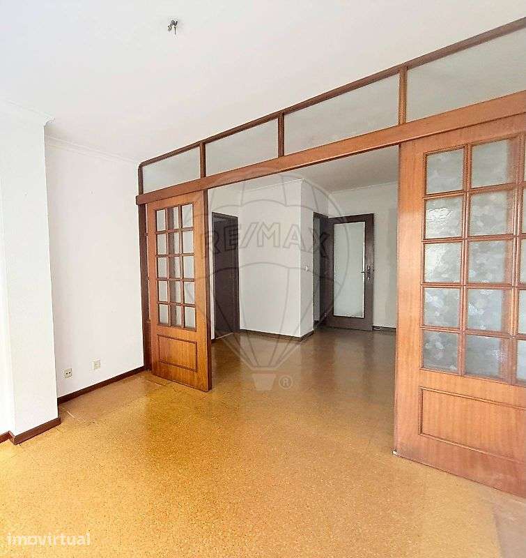 Apartamento T1 para venda - Grande imagem: 2/11