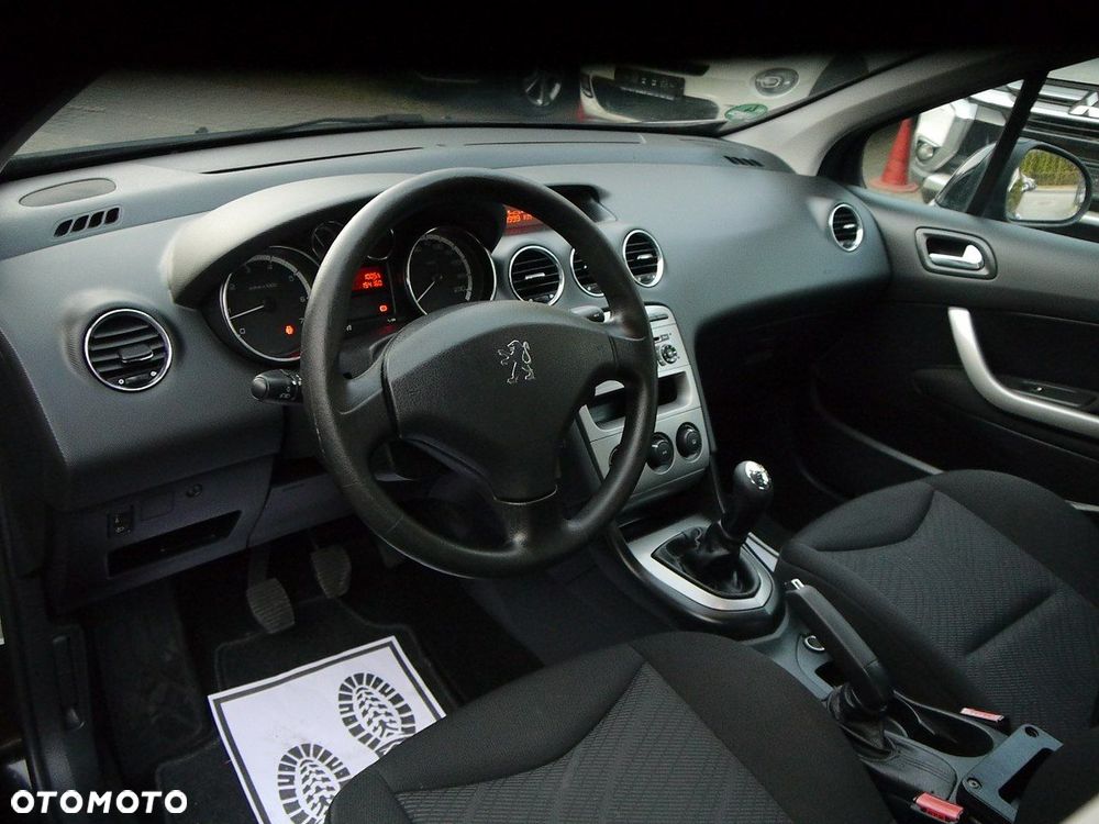 Peugeot 308 - 25