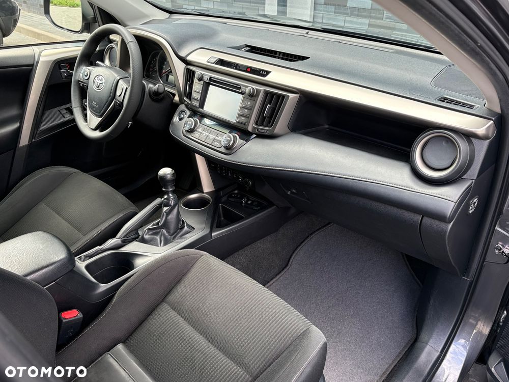 Toyota RAV4 2.0 D-4D Premium - 7