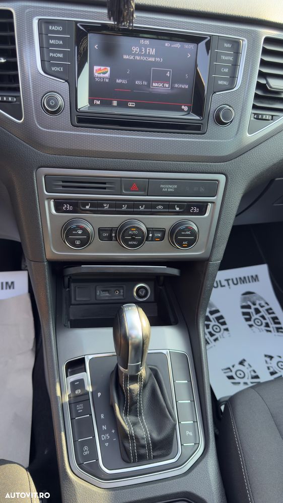 Volkswagen Golf Sportsvan 2.0 TDI BlueMotion Technology DSG Lounge - 18