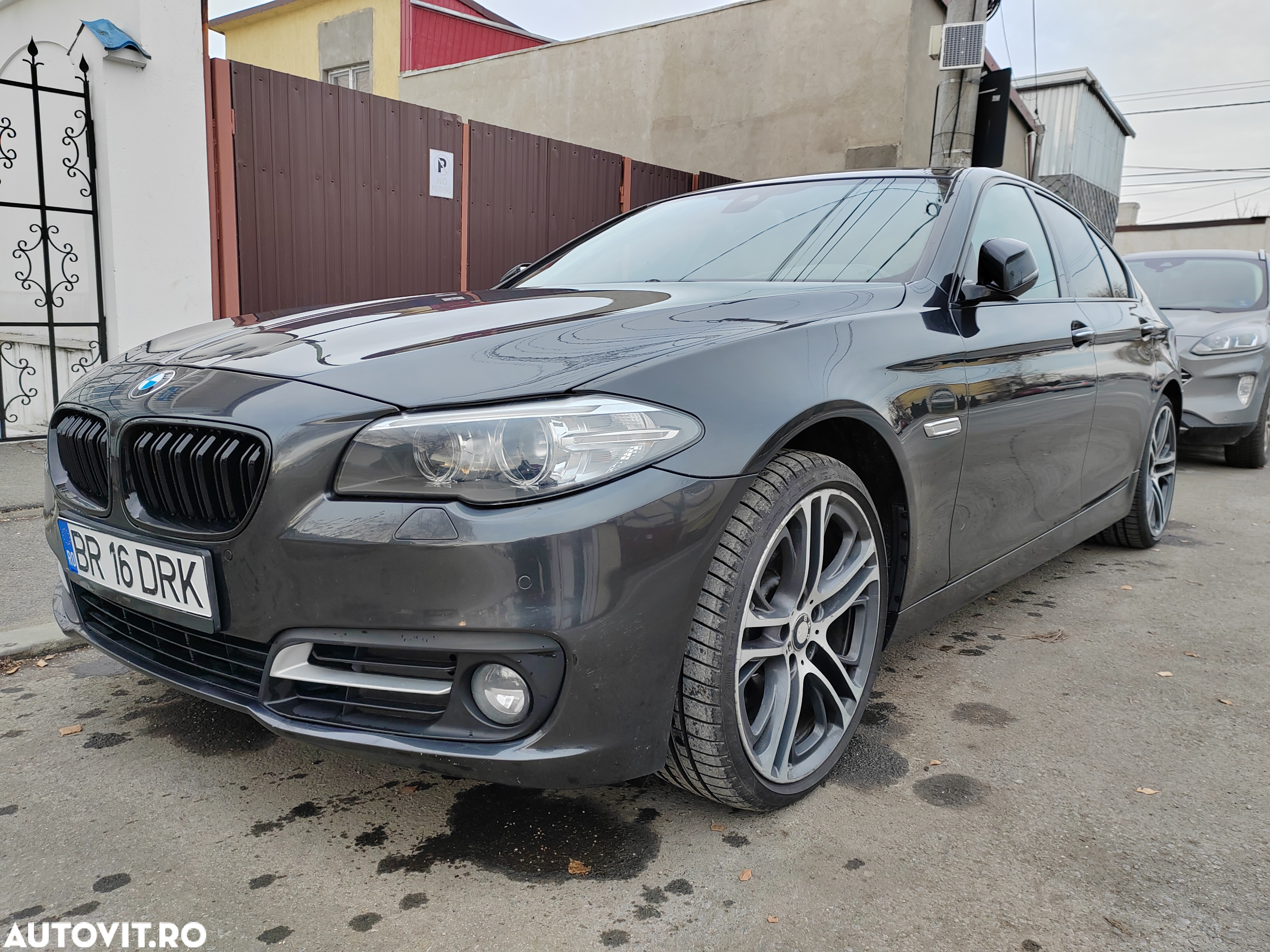 BMW Seria 5 525d xDrive AT - 4