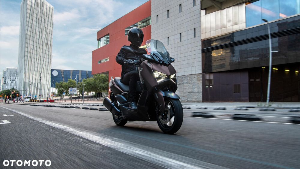 Yamaha X-max - 7