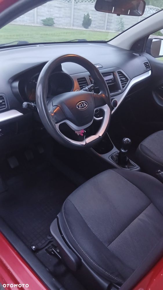 Kia Picanto 1.0 L - 4