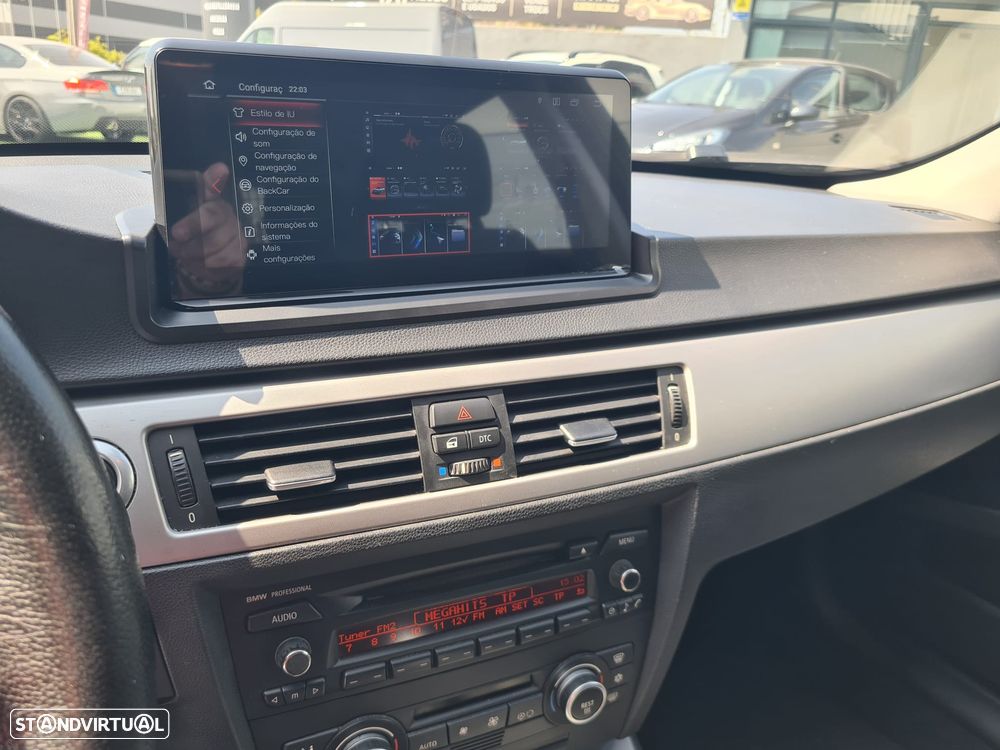 BMW 318 d Sport - 9