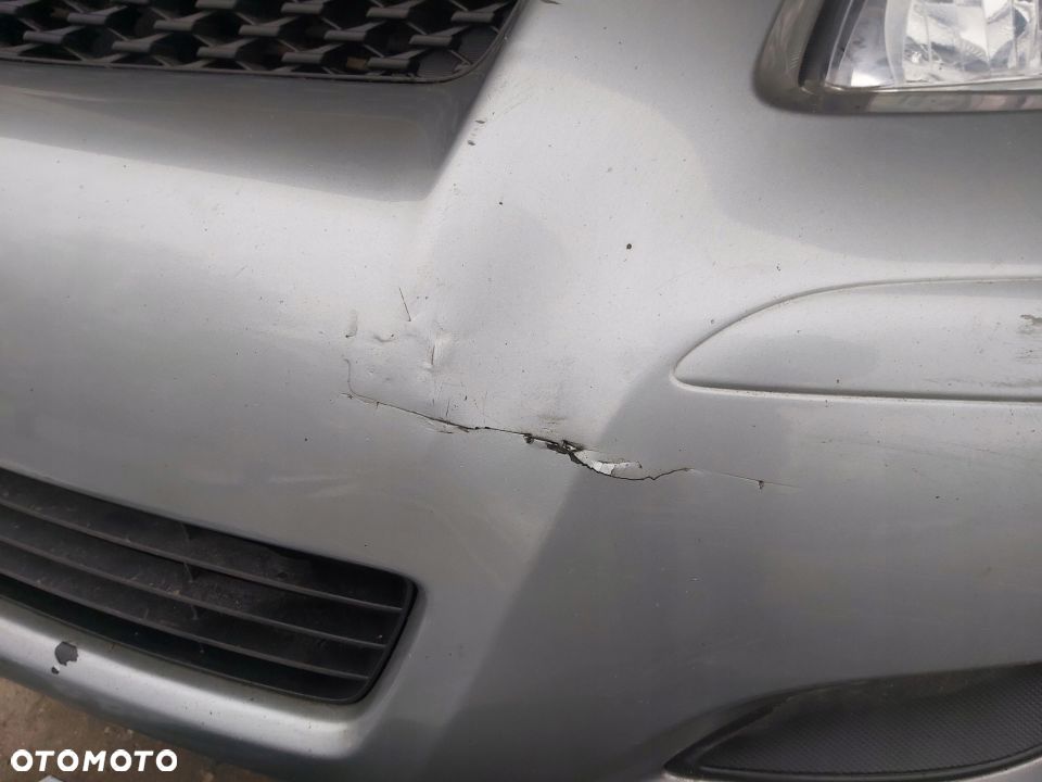 Toyota Yaris II LIFT Kompletny przód zderzak maska - 4