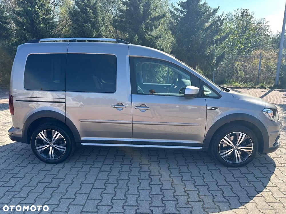 Volkswagen Caddy 1.4 TSI Alltrack DSG - 12
