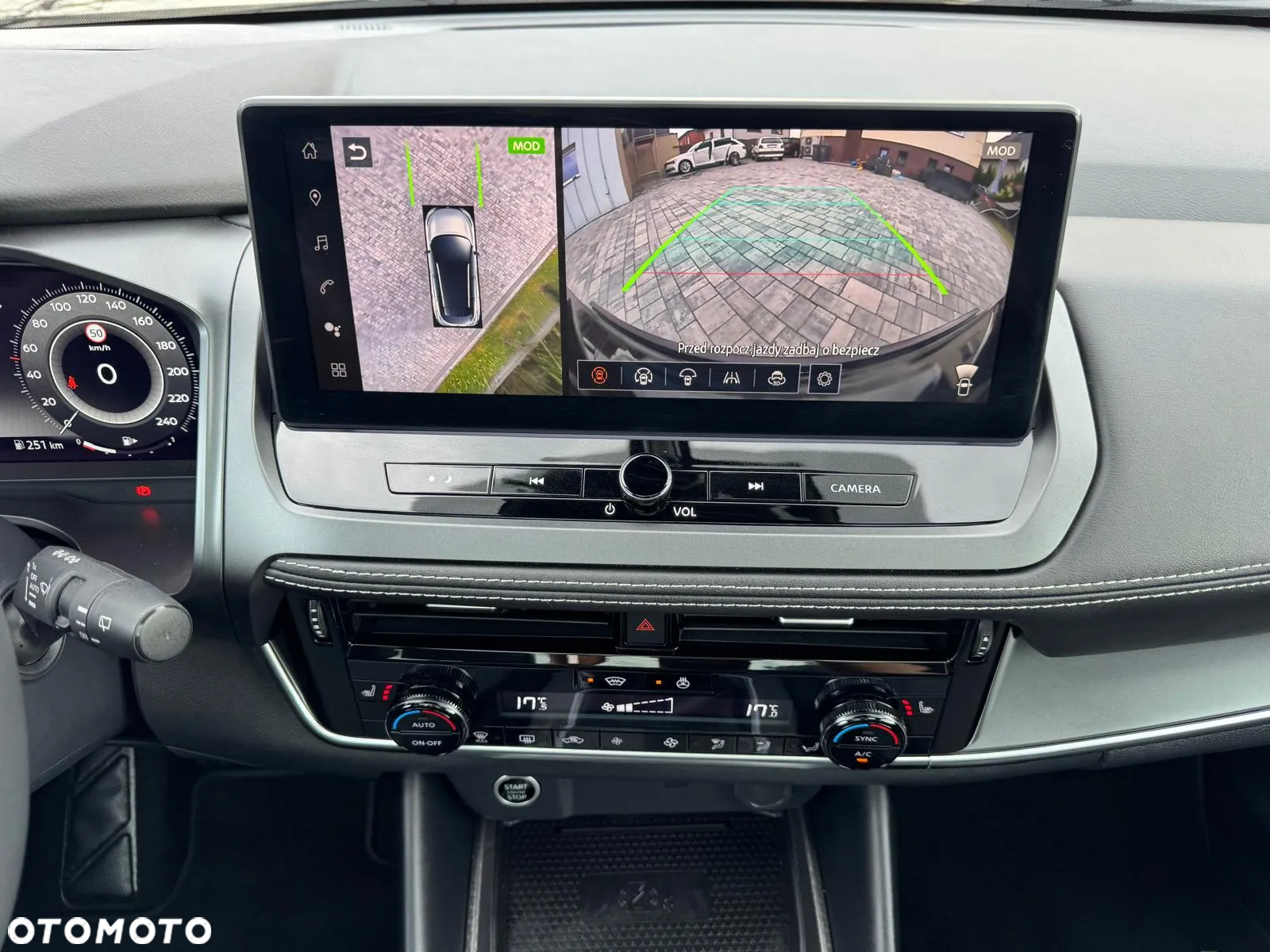 Nissan Qashqai 1.3 DIG-T mHEV N-Connecta - 31