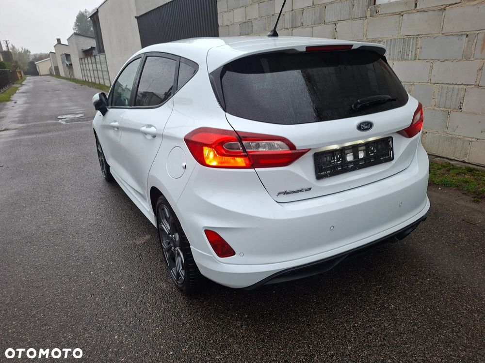 Ford Fiesta 1.0 EcoBoost S&S ST-LINE X - 10