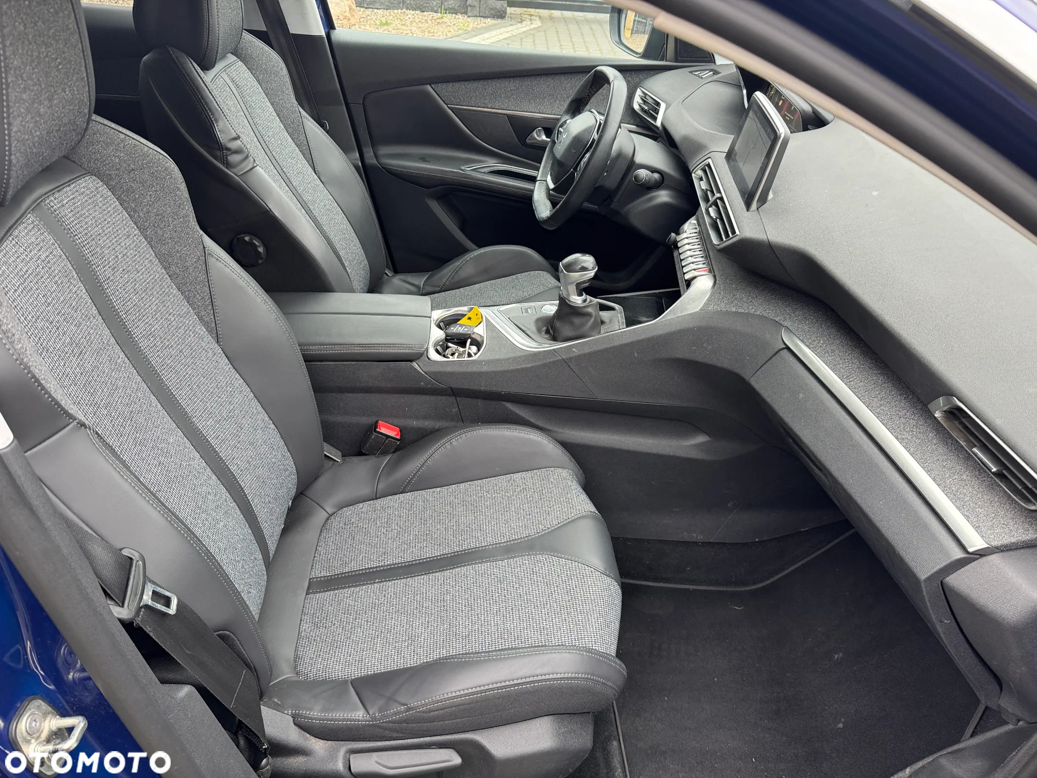 Peugeot 3008 1.2 PureTech Active Pack S&S - 10