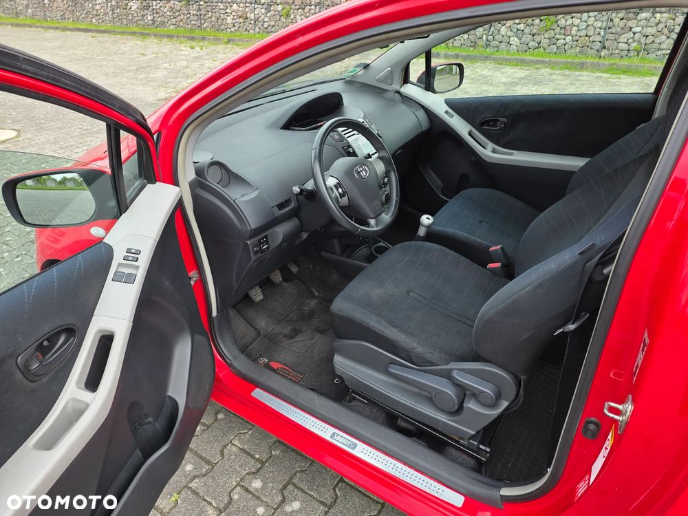 Toyota Yaris 1.0 VVT-i Sol - 7