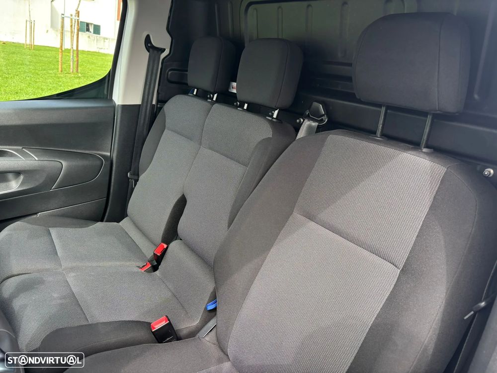 Opel Combo 1.5 102cv 3 LUG - LONGA - AC - IVA DEDUTÍVEL - 27