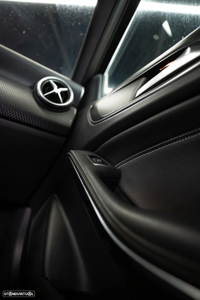 Mercedes-Benz A 180 - 45