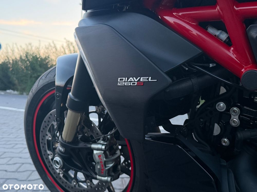 Ducati Diavel - 19
