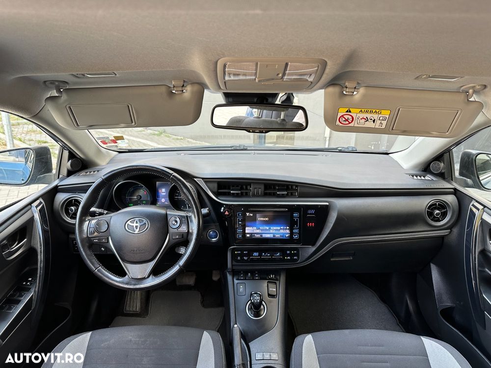 Toyota Auris 1.8 L VVT-i Sol+ - 9