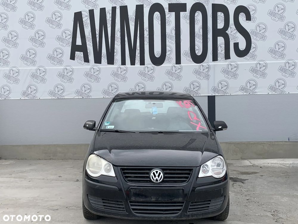 VOLKSWAGEN POLO 2009 *SAMOCHÓD NA CZĘŚCI* 4824  MASKA, LAMPA, DRZWI, LUSTERKO, ZDERZAK, GRILL, BŁOTNIK, KLAPA, BELKA, DESKA, FOTELE, KANAPA, ĆWIARTKA KIEROWNICA, TARCZE, ZACISKI, ZAWIESZENIE, KOMPLETNY PRZÓD, KOMPLETNY TYŁ, LICZNIK, ZEGARY, PRAWE LEWE PRZÓD TYŁ - 2