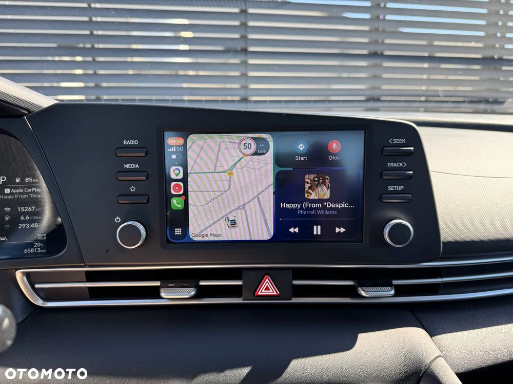 Hyundai Elantra 1.6 Smart CVT - 16
