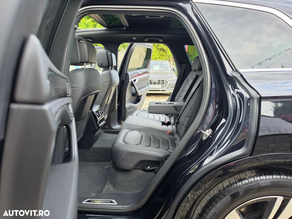 Volkswagen Touareg 3.0 V6 TDI SCR 4Motion Automatik R-Line - 27