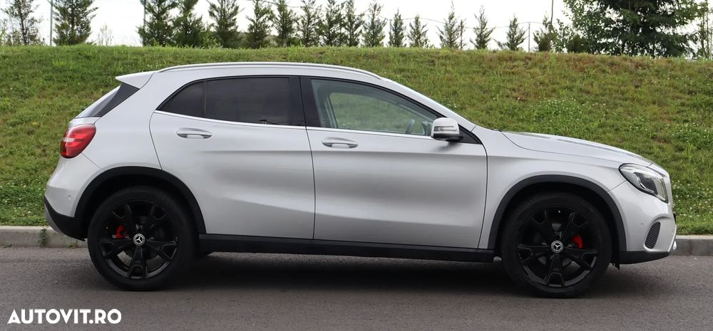 Mercedes-Benz GLA 220 d 4MATIC 7G-DCT Peak Edition - 6