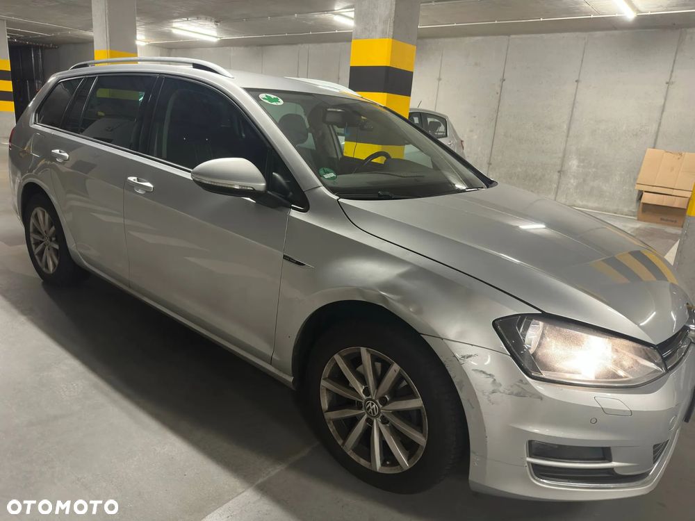 Volkswagen Golf 1.6 TDI 4Motion BlueMotion Technology Lounge - 12