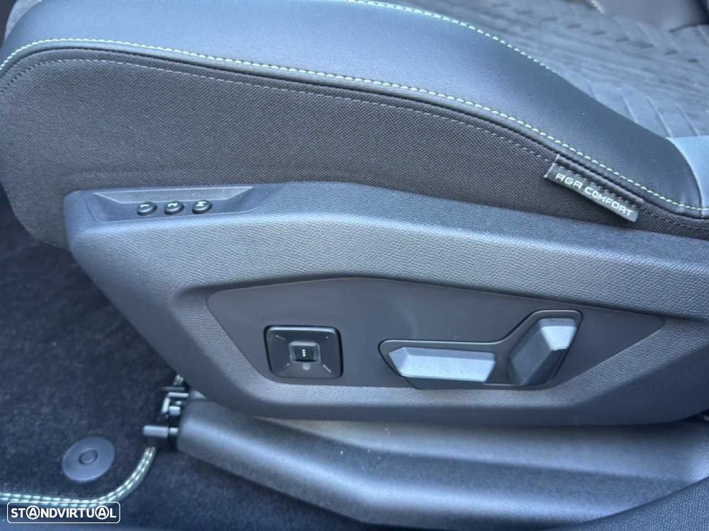 Peugeot E-3008 73 kWh Dual Motor Launch Edition - 14