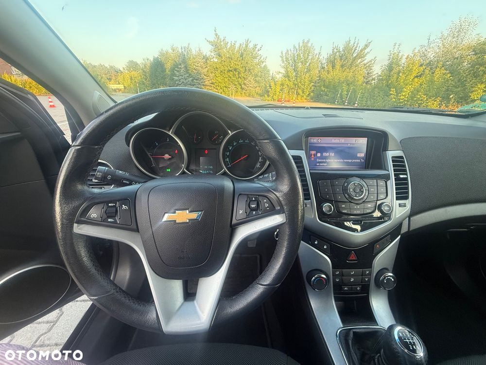 Chevrolet Cruze 2.0 D LT - 34